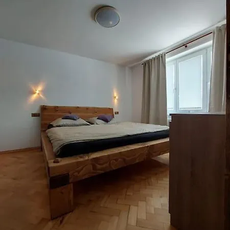 Blizko Centra Mesta Poprad